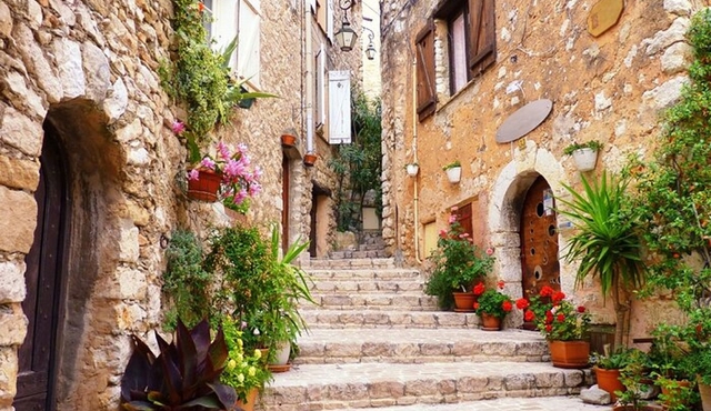 Private Tour Provence Medieval Villages from Nice