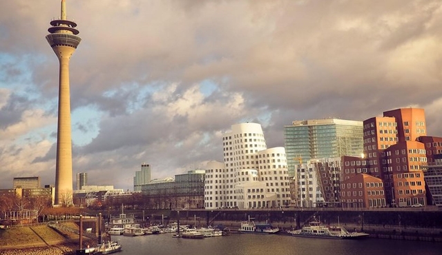 Dusseldorf Private Walking Tour With A Professional Guide