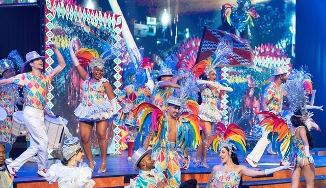 Rio de Janeiro: Roxy Dinner Show With Transfer