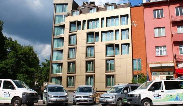 Private Transfer: from Sofia to Sofia Airport