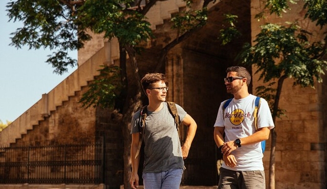 Highlights & Hidden Gems With Locals: Best of Alicante Private Tour