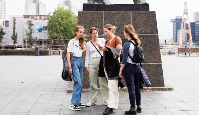 Escape Tour self‐guided, interactive city challenge in Rotterdam