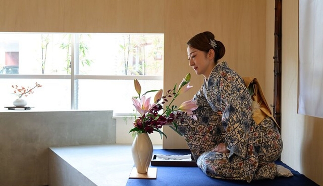 Ikebana Private Program in Kyoto
