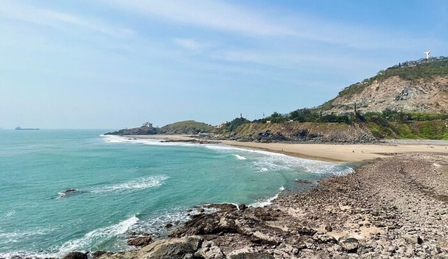 Vung Tau Beach Day Trip from Ho Chi Minh City with Lunch