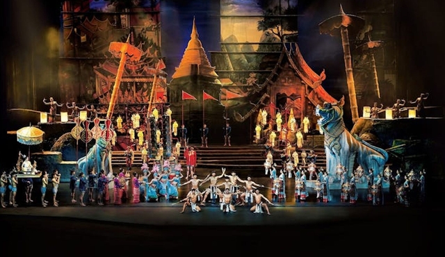 Evening Siam Niramit Phuket Ticket Silver Class