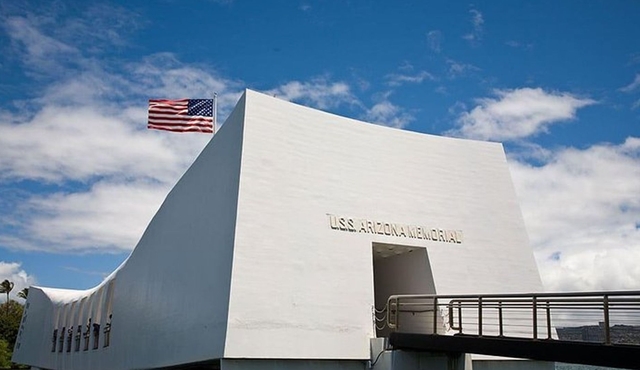 Pearl Harbor and Honolulu Combo Tour Experience