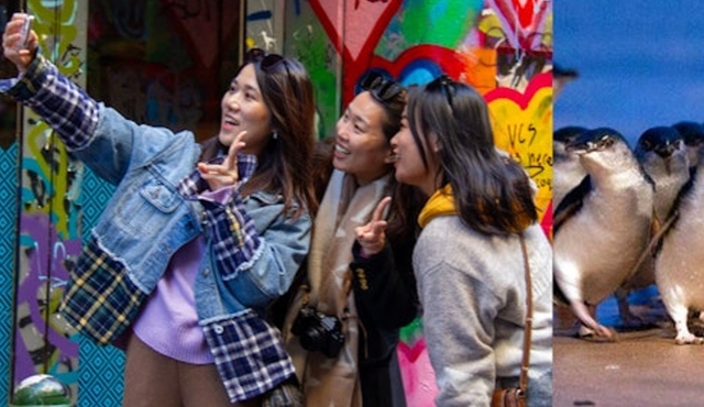Melbourne: Magic Combo Tour