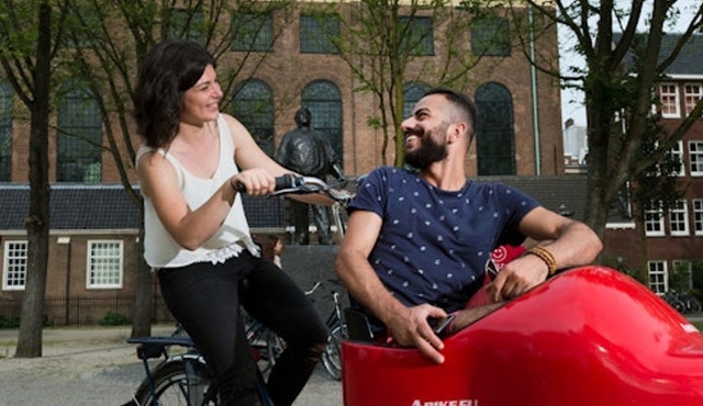 Amsterdam: Guided Bike Tour