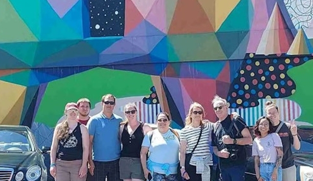 Vancouver: Street Art & Craft Coffee Guided Tour