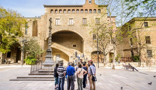 Censored Barcelona Tour