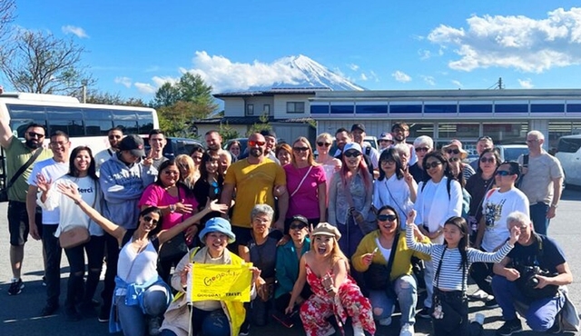 Mt.Fuji Arakurayama Sengen Park,Oshino Hakkai,Kawaguchi Lake Tour