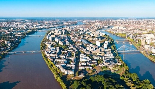 Nantes Must‐see Attractions Walking Tour With A Guide