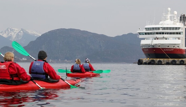 Alesund Small‐Group Sea Kayaking Tour