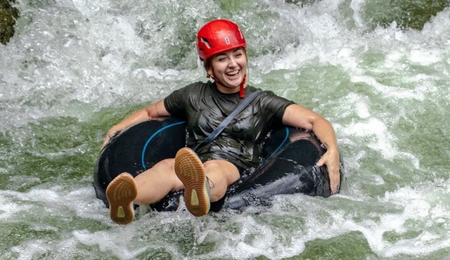 4 Hours Private Arenal River Tubing from Guatape