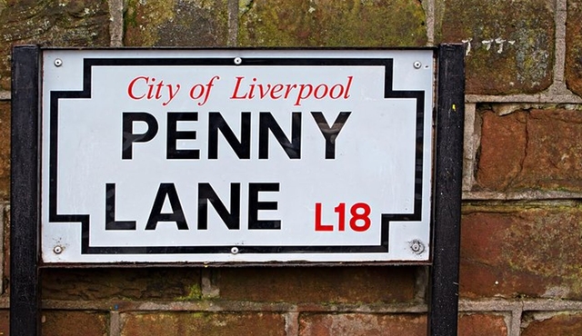 Liverpool: Private Beatles Music History Sightseeing Taxi Tour