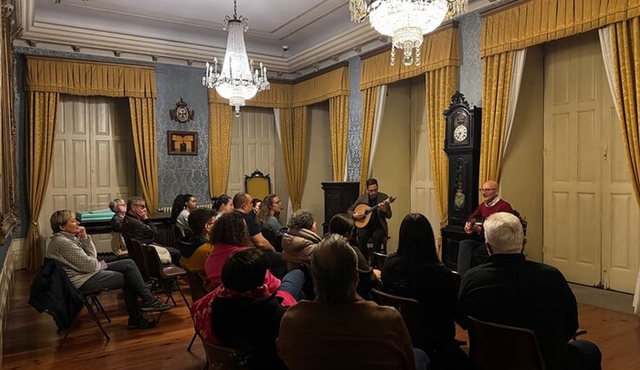 Porto Traditional Fado & Port Wine & Trindade Full Experience