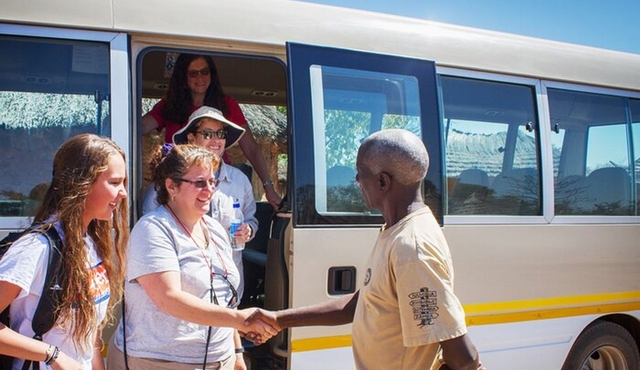 Monde Village Tour: Victoria Falls