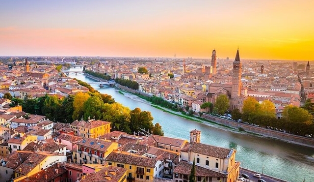 VIP Experience Verona, Mantua and the Mincio River from Verona