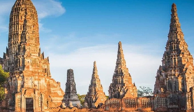 Ayutthaya and Ancient Temples: Tour from Bangkok