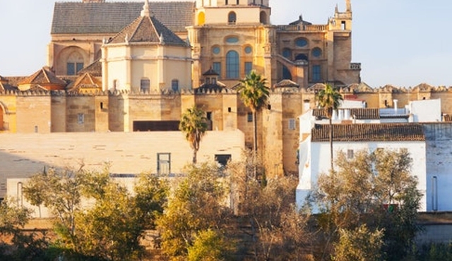 Mosque‐Cathedral, Alcázar of Córdoba & Jewish Quarter: Guided Tour