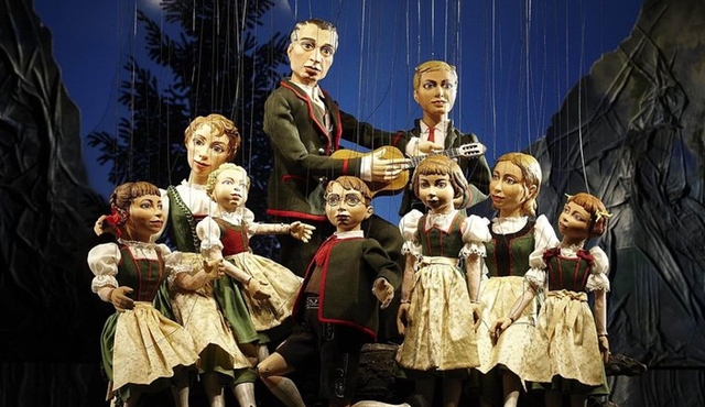 Salzburg Marionette Theater: The Sound of Music
