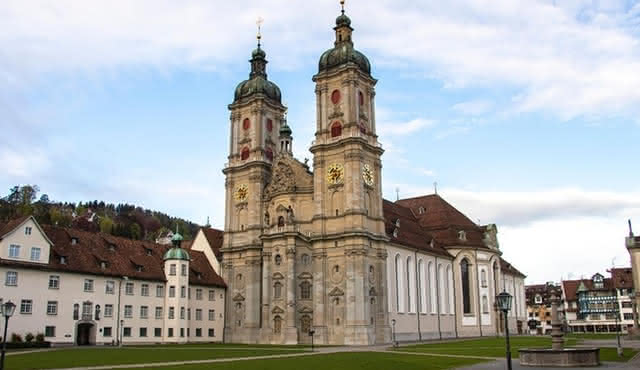 Explore St. Gallen in 60 minutes with a Local