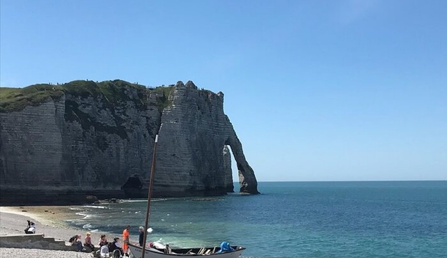Private guided tour of Honfleur and Etretat from Bayeux or Caen