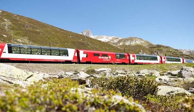 Glacier Express train and Lucerne private day trip from Basel