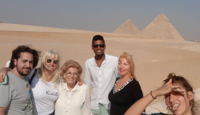 Cairo: Grand Egyptian Museum, Pyramids, Sphinx Tour & Lunch