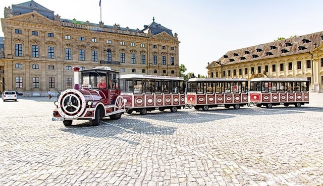 City tour through Würzburg with the Bimmelbahn