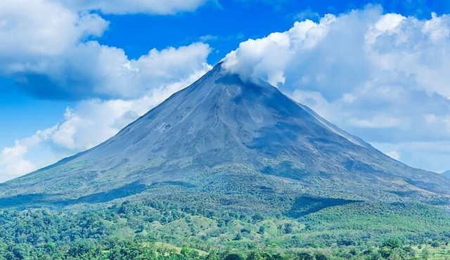 Arenal Volcano Hike & Canopy Adventure, Tour From Guanacaste