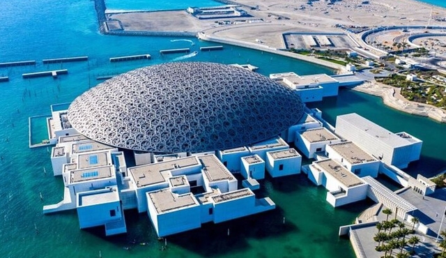 Vstupenka do muzea Louvre Abu Dhabi