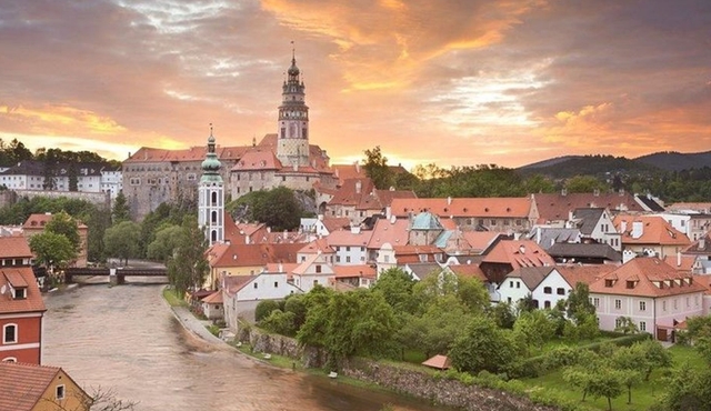 Česky Krumlov in Spanish from Prague