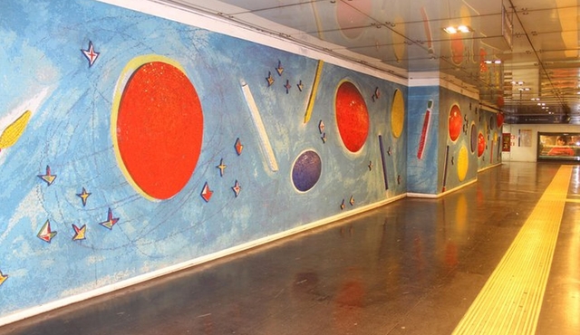 Private Tour. Ancient roman road in the underground of Naples