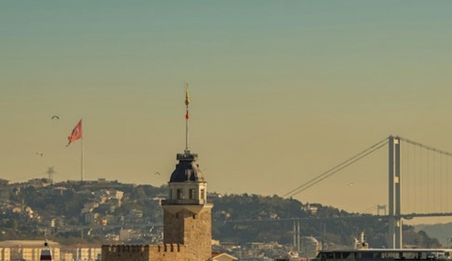 Asian & European Istanbul: Guided Tour + Bosphorus Cruise + Hotel Pickup + Lunch