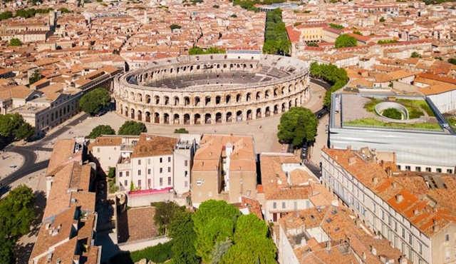 Nîmes 2‐hour introductory walking tour with a local