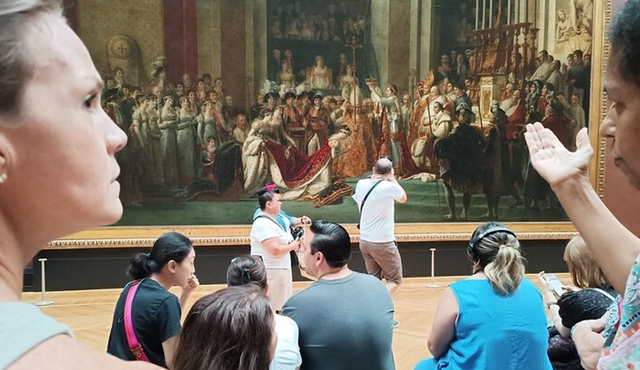 Exclusive Paris Louvre Private Guided Tour with Top‐rated Expert