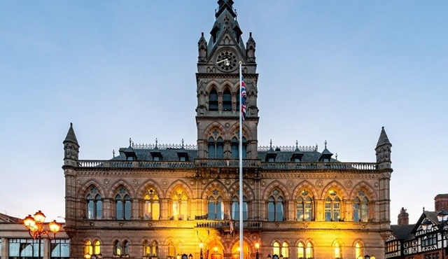 Chester's City Walls Self Guided Walking Tour with an APP