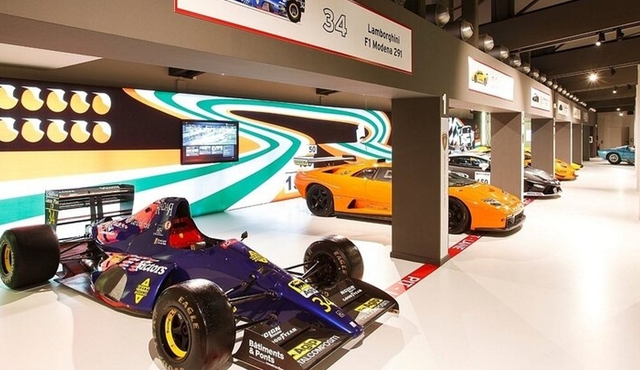 Bologna: Lamborghini Museum Entry Ticket and Factory Tour