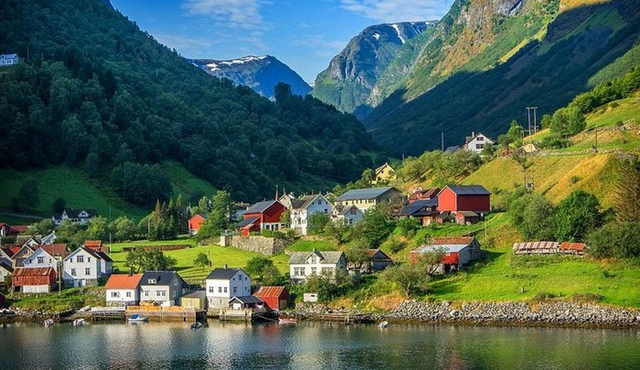 Bergen Gudvangen Flam Full‐Day Self‐Led Tour with Fjord Cruise