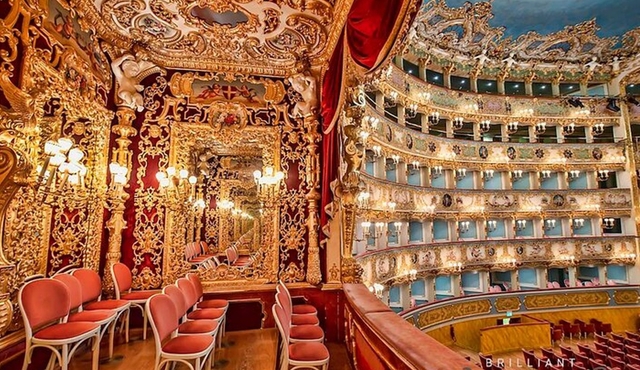 Venice Guided Tour: La Fenice Historic Theatre