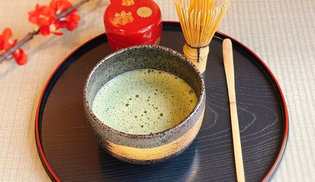 Tea Ceremony Experience in Osaka