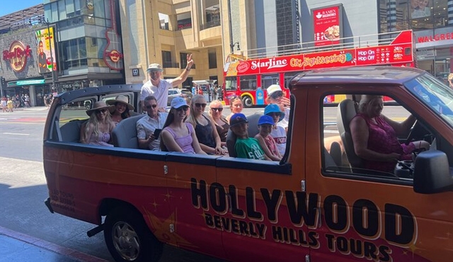 Hollywood and Beverly Hills Sightseeing Van Tour