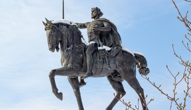 Zagreb Scavenger Hunt and Highlights Self-Guided Tour