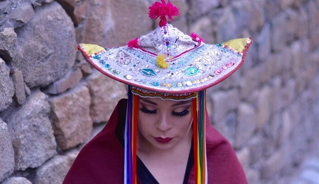 Private Transfer From Puno to Oruro With a Stop in Lake Titicaca