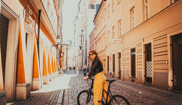 Explore Poznan in 1 hour with a Local
