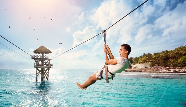 Royal Garrafón Tour from Cancun in Isla Mujeres