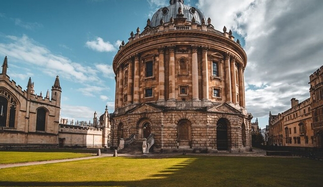 Oxford On Screen Walking Tour