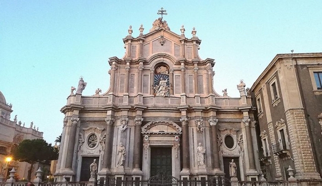 Catania (cathedral and via Etnea) - Syracuse Ortigia