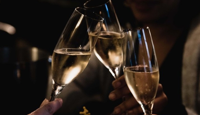 Champagne Tasting in Paris
